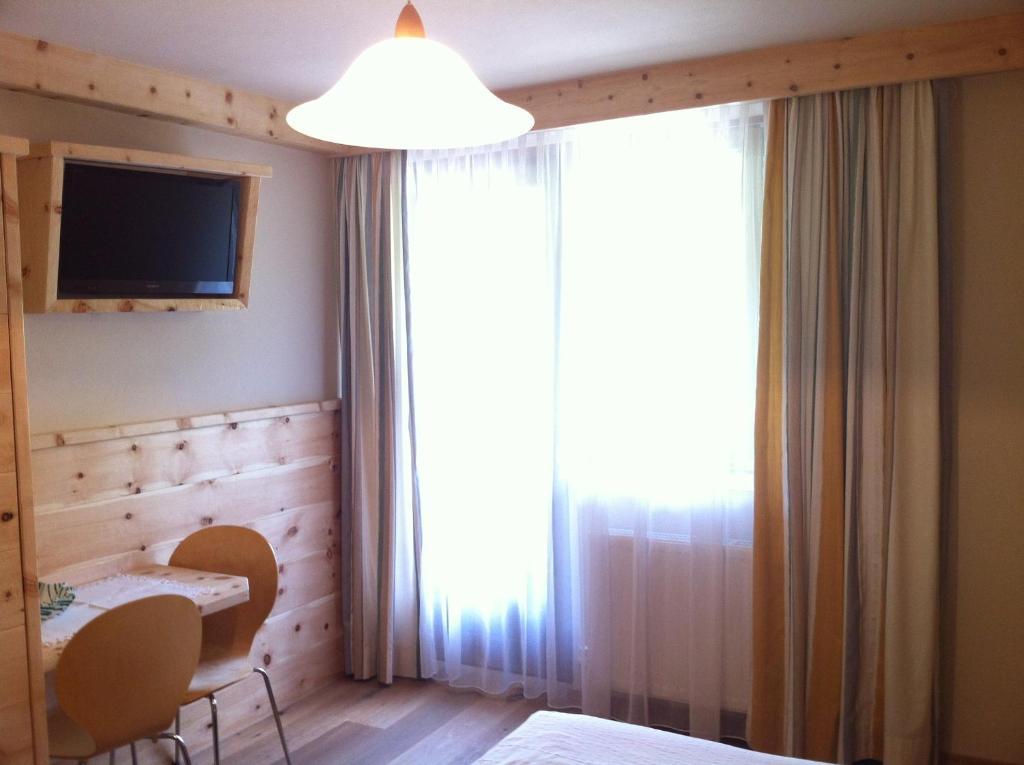 Pension Und Apartment Edelweiss Heiligenblut Quarto foto